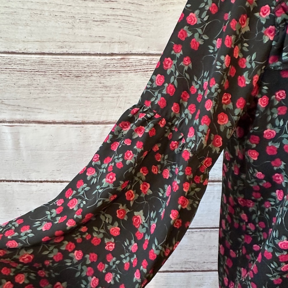Harvé Benard Black Blouse with Tiny Red Roses! 🌹Large - Picture 5 of 5
